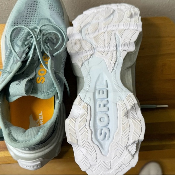 Sorel Women’s Kinetic Break thru Day Lace Sneaker Crushed Blue Cinder Gray 7.5 - Picture 5 of 6